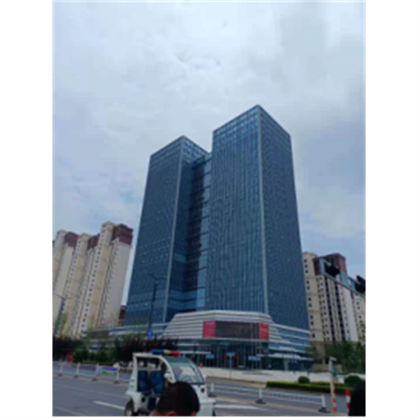 永修國際金融中心外墻清洗
